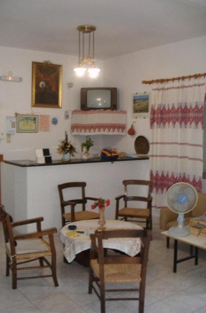 Villa Maria Apartments Kokkini Hani Экстерьер фото